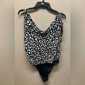 🌾  ⭐️ FREE PEOPLE NWOT  Bodysuit